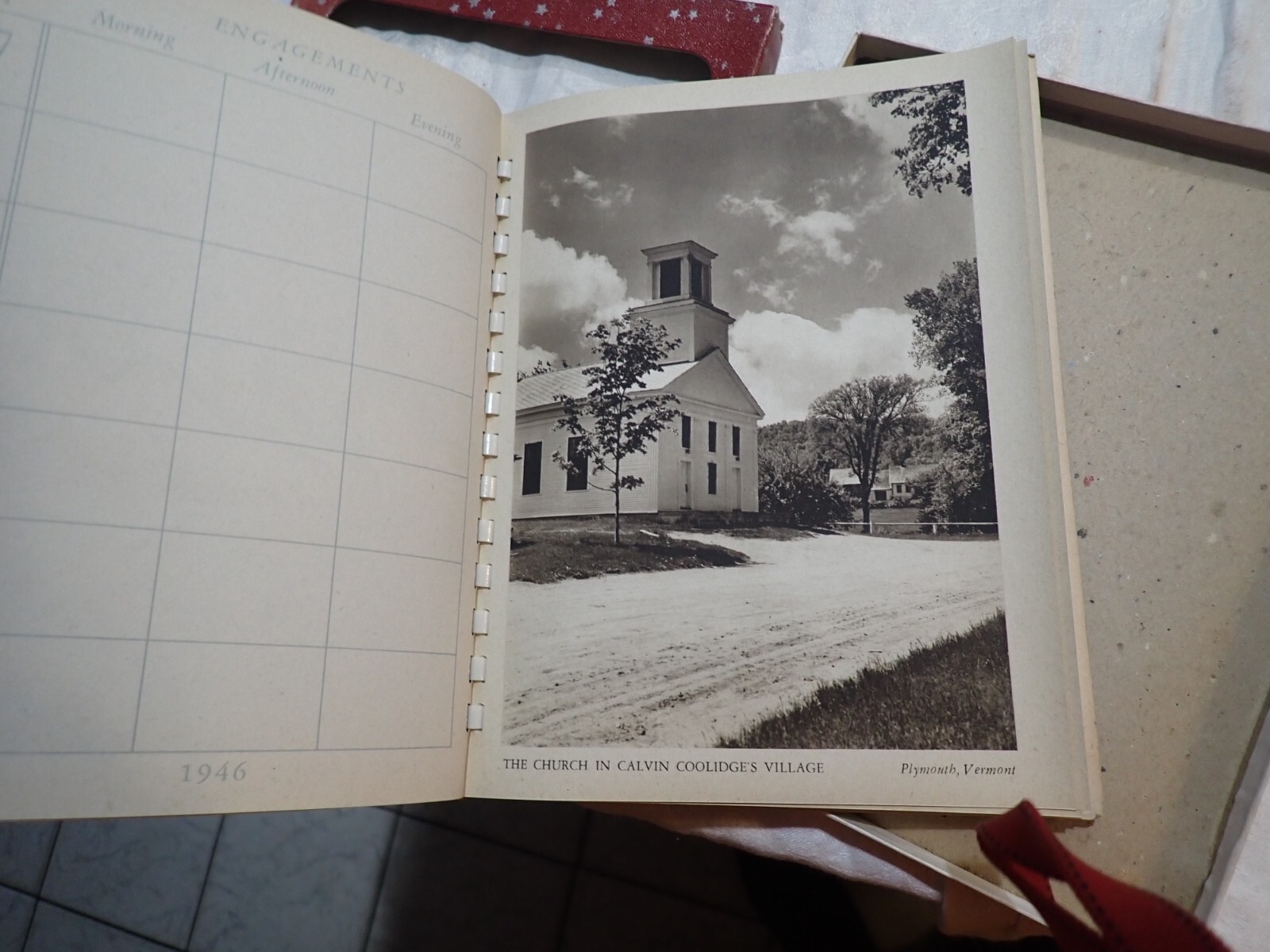 Vintage 1946 New England Calendar Datebook Journal NEW in box Hastings House Hastings House - фотография #8