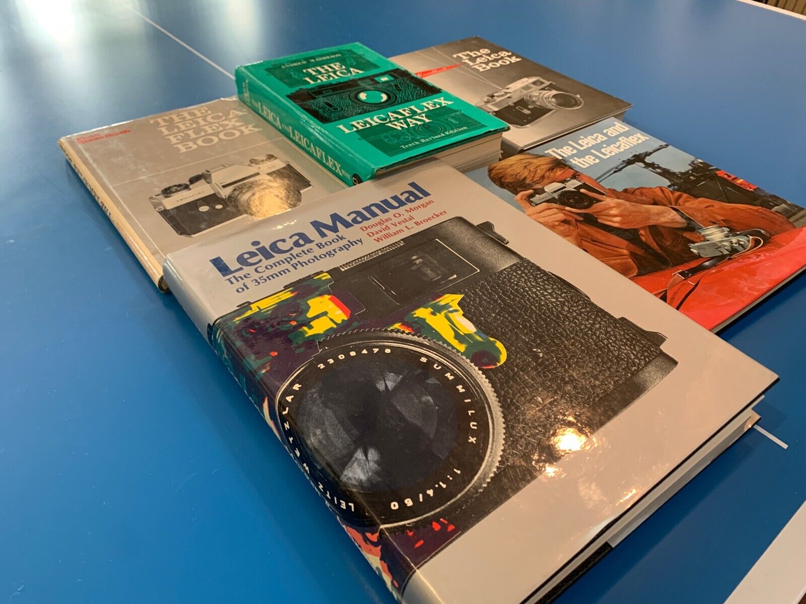 5 Book Collection: Leica Manual, Leicaflex, Photographers, Kisselbach, Matheson Без бренда Manual - фотография #2