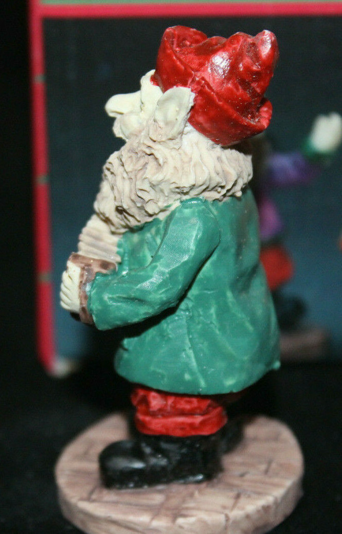 A TREASURY OF GIFTS A BAND OF CHRISTMAS  ELVES PLAYING MUSIC A TREASURY OF GIFTS - фотография #6