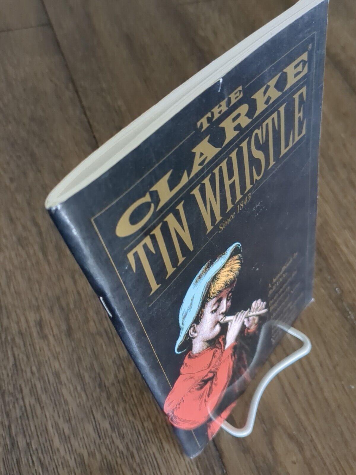 The Clarke Tin Whistle Book (Penny & Tin Whistle) by Ochs, Bill CLARKE - фотография #2
