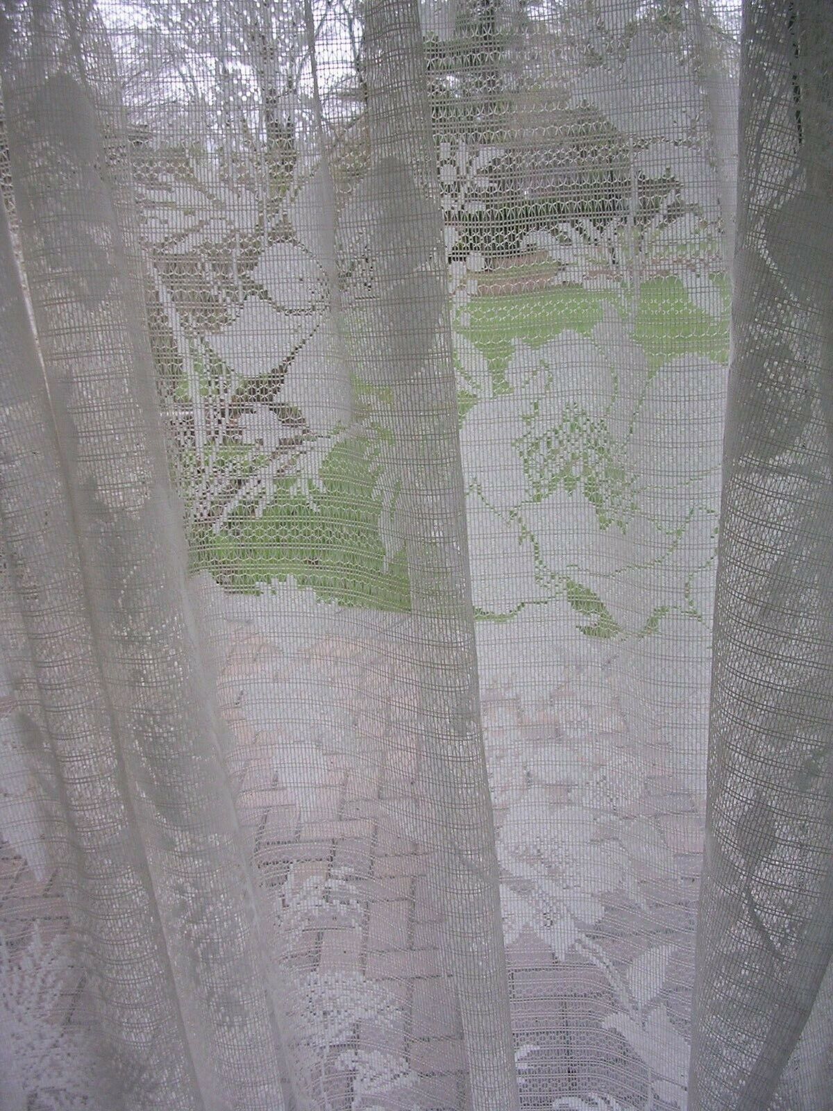#R Vintage Elegant Floral Lace Sheer Curtains Ivory 3 panels  83Lx63 Rod Pockets Unbranded