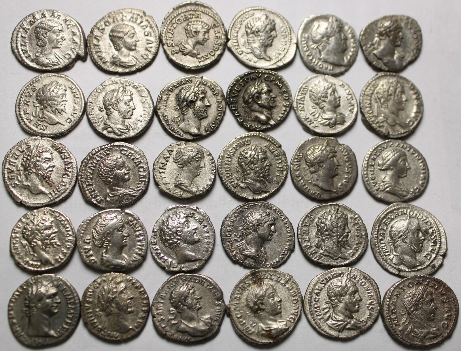 1 original Ancient Roman SILVER coin Denarius Trajan Faustina Hadrian Domitian Без бренда - фотография #8