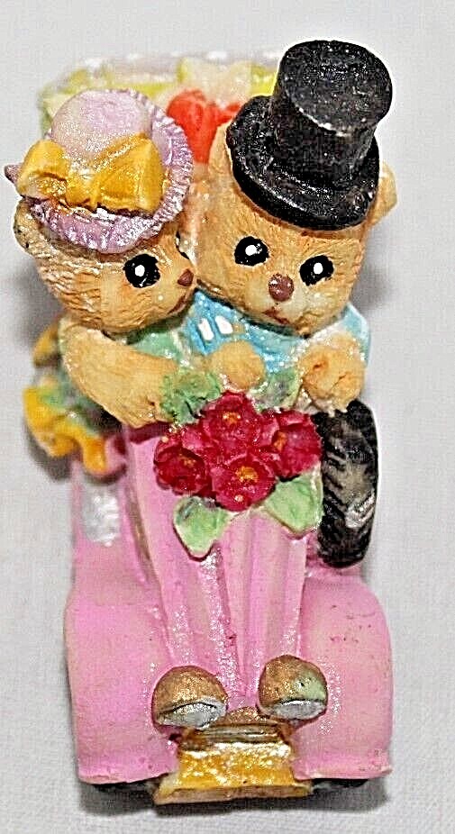 Vintage Set of 4 Hand Painted Polyresin Teddy Bear Couples in Cars Ornaments Unbranded - фотография #8