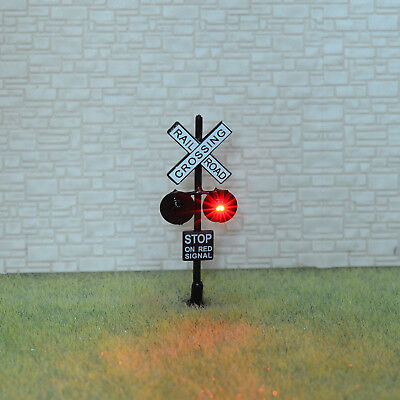 4 x HO Scale Railroad Crossing Signals 2mm LEDs made + 2 Circuit board flashers Unbranded Does Not Apply - фотография #5
