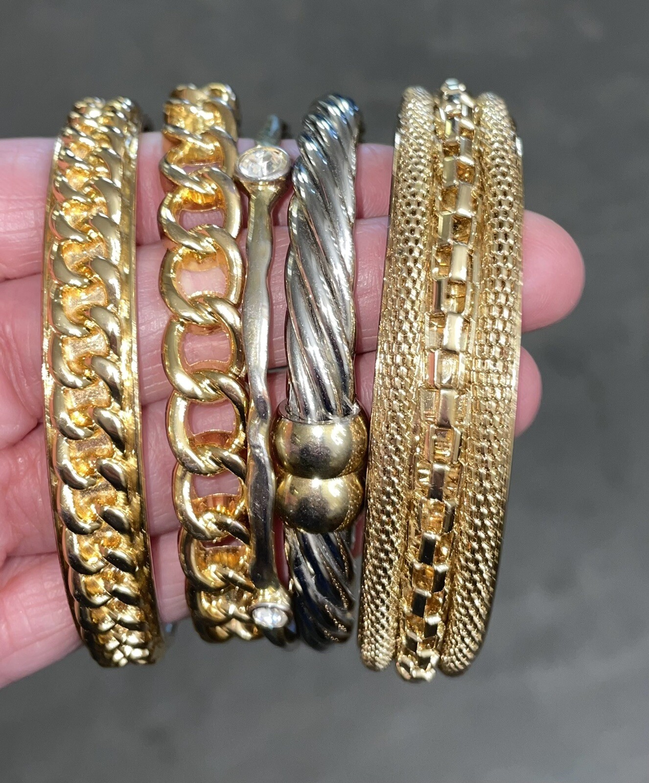 BLING BLING COSTUME JEWELRY LOT OF 55 RINGS/WATCHES/BRACELETS Unbranded - фотография #10