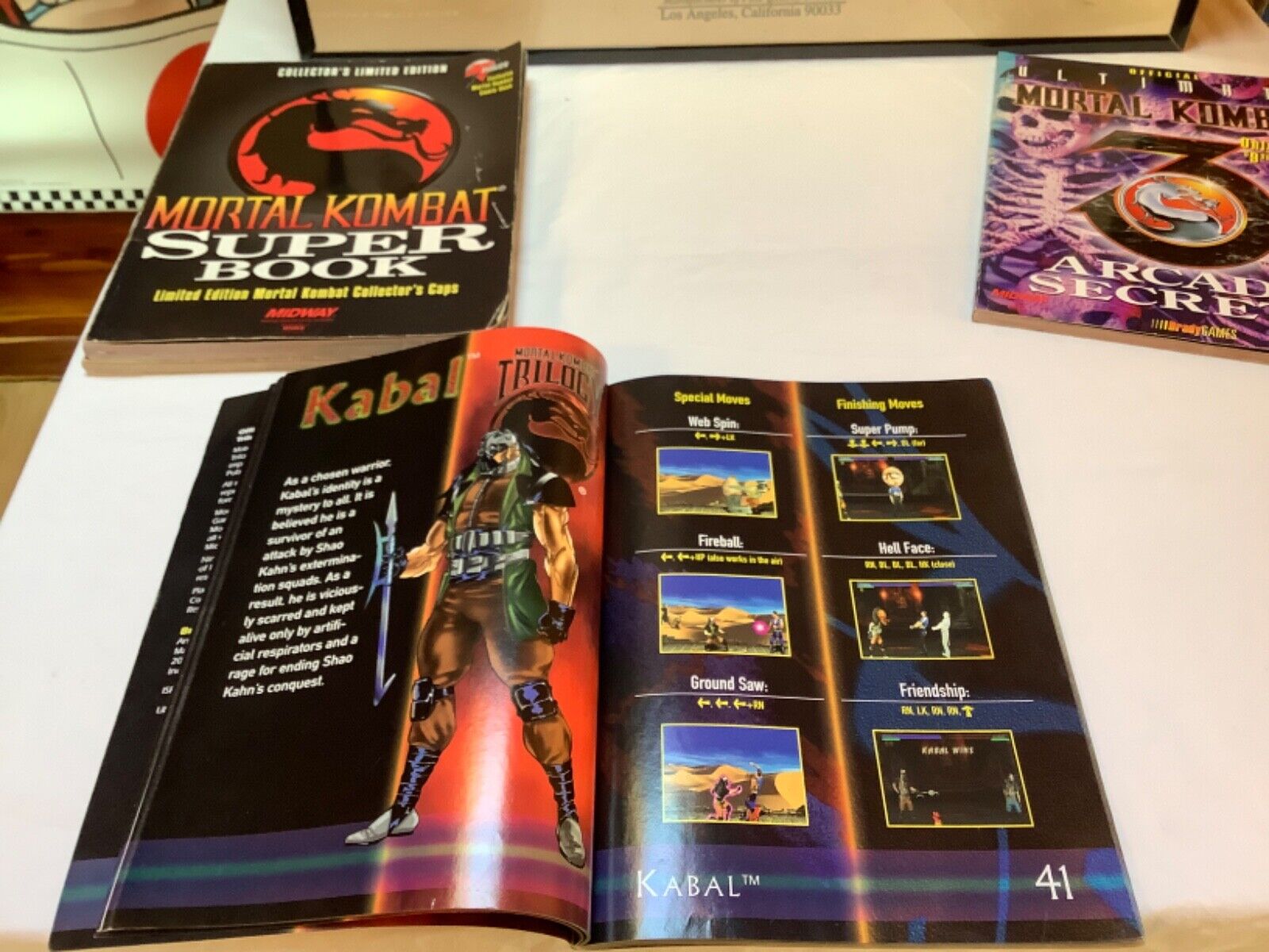 Vintage Mortal Kombat Super Book1994, Mortal Kombat Fighters Kompanion 1996, Mor Midway - фотография #6