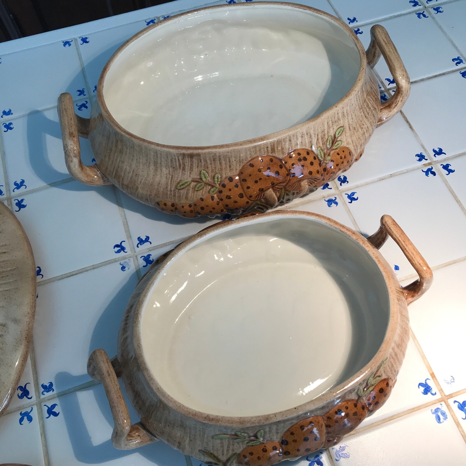 VTG ARNELS MUSHROOM 35 PIECE SET CASSEROLE PLATE BUTTER DISH TEAPOT SOUP BOWL... Без бренда - фотография #8