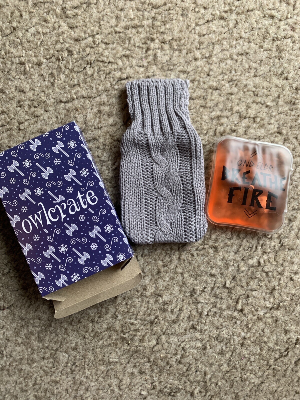Gloves, Leg Warmers, Earmuffs, and Reusable Hand Warmer from Owlcrate Boxes Без бренда - фотография #12