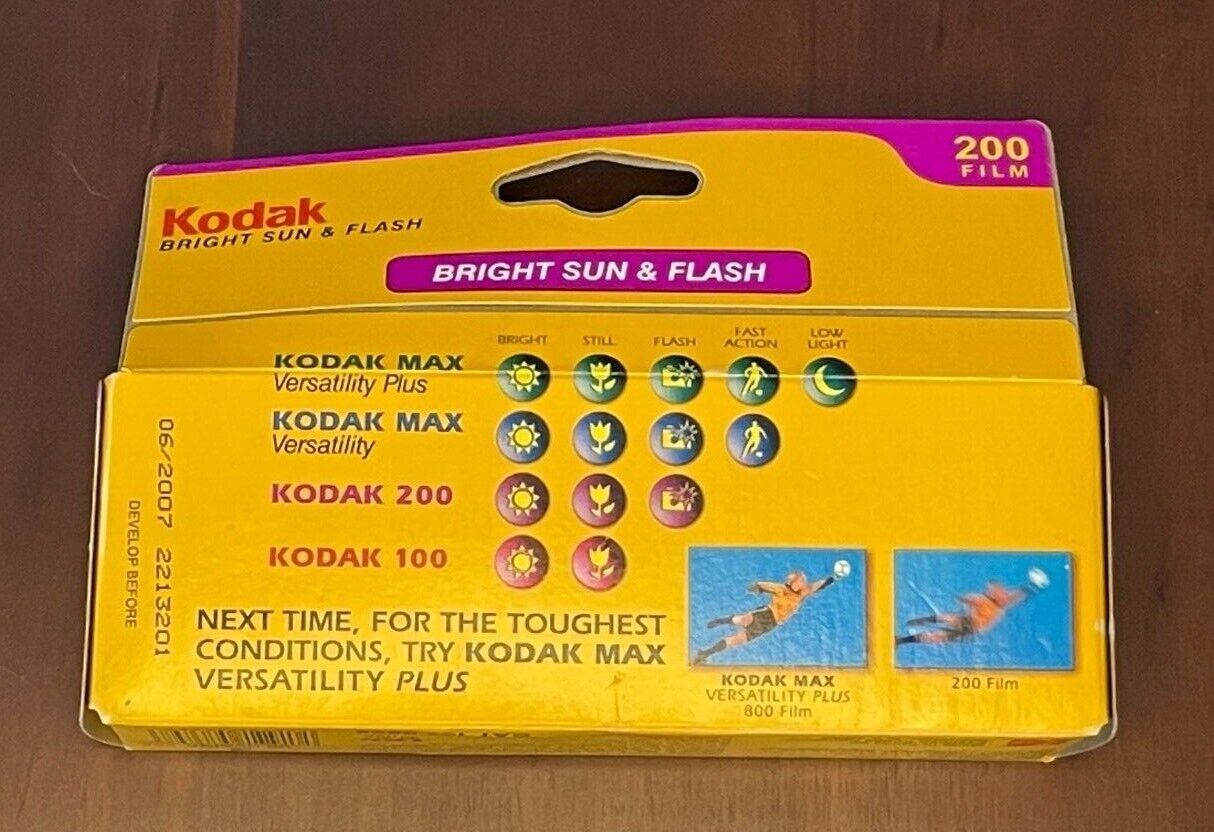 KODAK Bright Sun & Flash 35mm Color Print Film ISO 200/24° GB-135 24 exp. 4 Roll Kodak 157 3898 - фотография #2