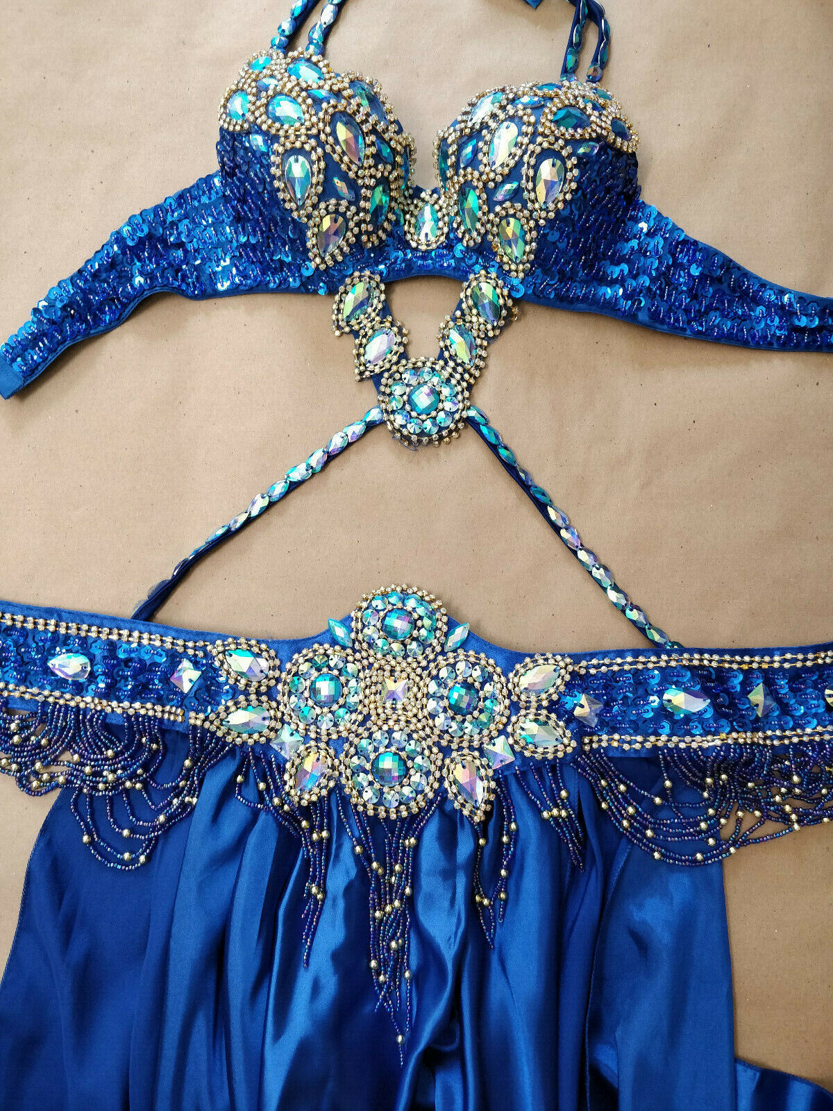 Stunning Blue Bellydance Costume with Skirt Unbranded