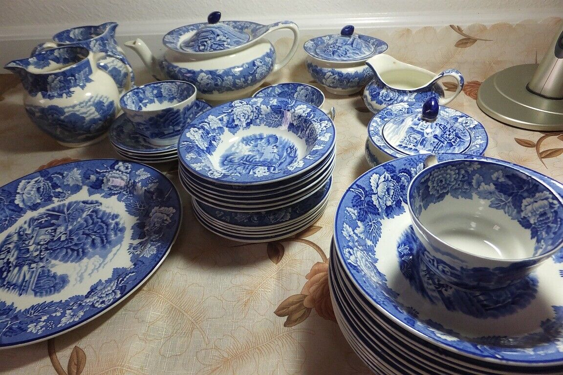 37 pieces of 1917's Antique Enoch Woods English Scenery England Dinner China Set Wood & Son