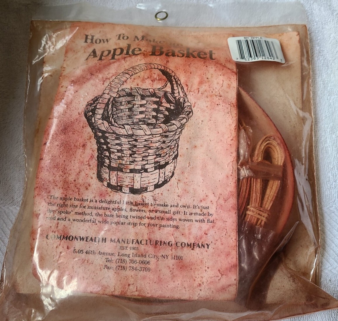 Burgundy Hill Basket Kits Commonwealth MFG  CO Apple Basket NEW Commonwealth Basket - фотография #2