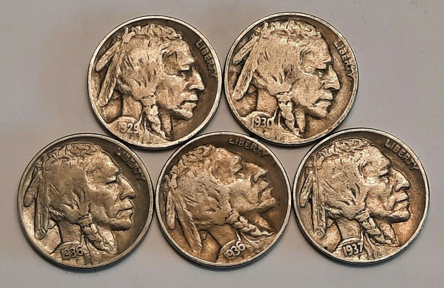 Five Full Date Buffalo Nickels with Five Different Dates! Без бренда