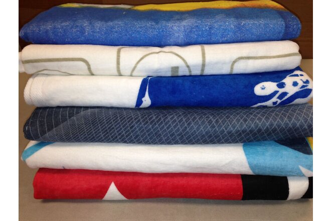 Lot of 4 - Random Printed Beach Heavyweight Towels HUGE 35x70
