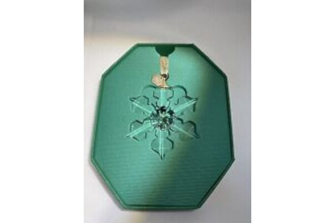 Swarovski Crystal Ornament Annual Edition 2022 Snowflake 5615387 Christmas