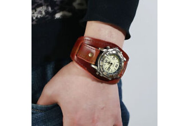 Quartz Wristwatch Round Dial Durable Faux Leather Band Watch Adjustable