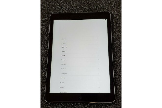 Apple iPad Air 1st Gen. - 16GB 9.7 in - Space Gray(MD785LL/A) lot of 10