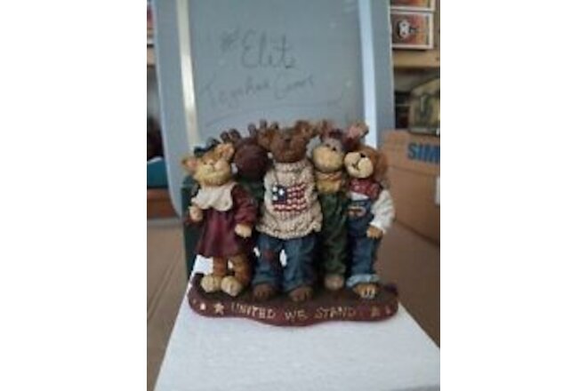T8#112 Boyds Bears 227812 J.B. Bearyproud & Pals... United We Stand - Bearstone