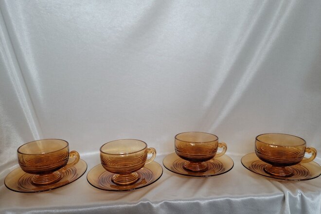 Cambridge Glass Co Tally Ho Footed Cups and Saucers
