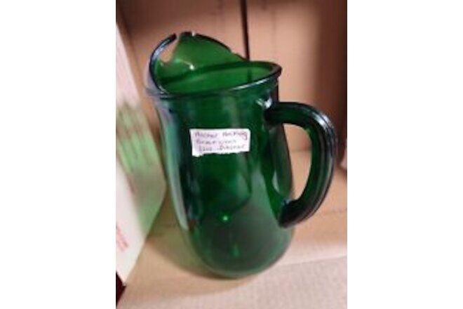 Anchor Hocking VINTAGE FOREST GREEN  PITCHER WITH ICE LIP 8 INCH