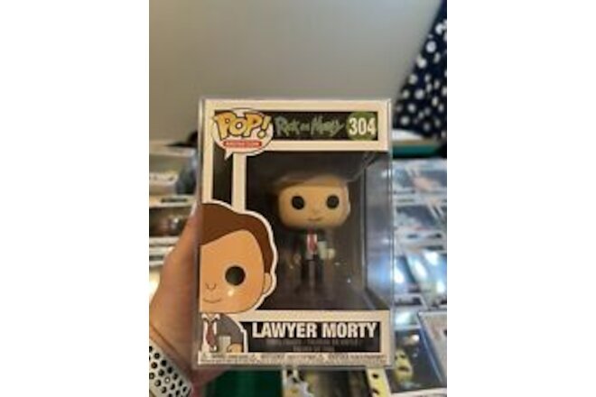 Funko Pop! Vinyl: Rick and Morty - Lawyer Morty #304 with Protector