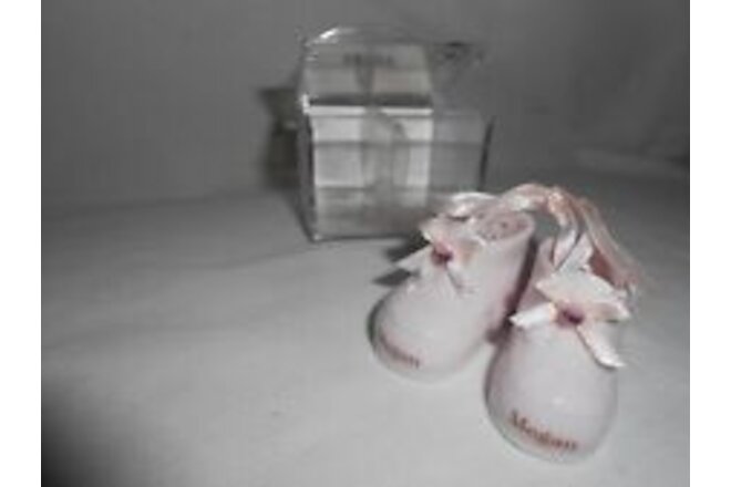 Genuine Porcelain Pair Miniature Pink Baby Shoes Monogram Megan Russ Berrie
