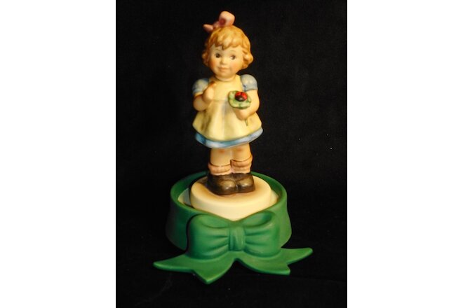 GOEBEL HUMMEL 2307 A BIT OF LUCK Ladybug On Clover & #1110-D Christmas Bow Base