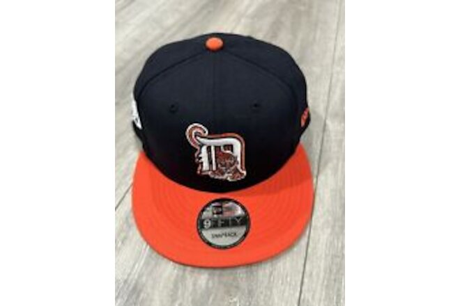 Detroit Tigers New Era 9Fifty SnapBack Adjustable Hat Navy,Orange Color