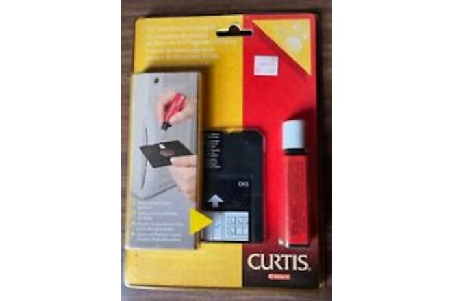 Curtis Esselte (CK5 67549) 3 1/2" Disk Drive Cleaning Kit New Unopened