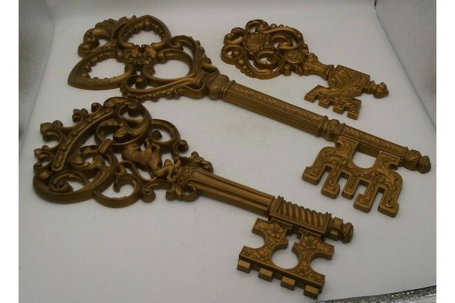 3 Syroco Keys Ornate MCM Kitch 24", 18" & 12" USA Vintage Set Hollywood Regency