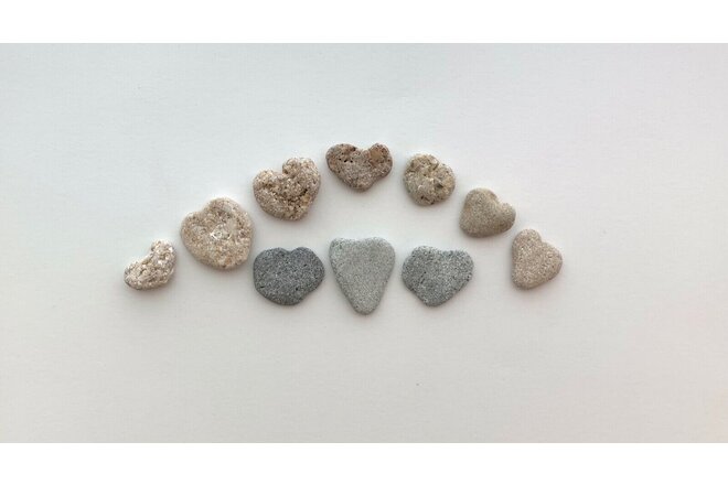 💕10 Natural Heart Shaped Beach Stones Love Rocks pebble art craft Valentine H5D