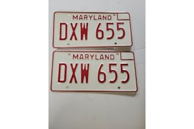 Vintage Matching Pair Unissued 1980's Maryland License Plates  DXW 655
