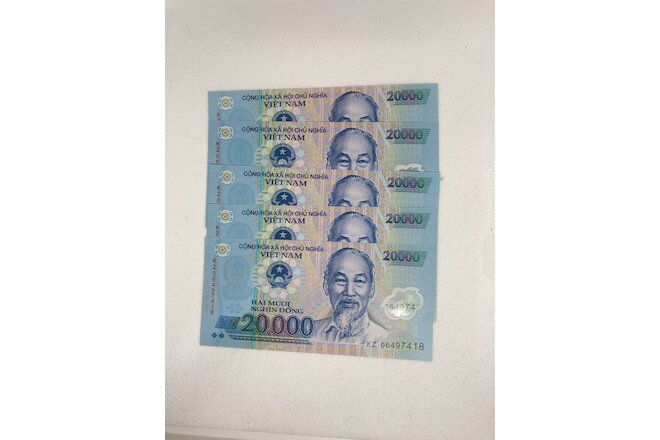 20,000 x 5 = 100,000 VND Banknotes 20K Vietnamese Dong Uncirculated Vietnam Dong