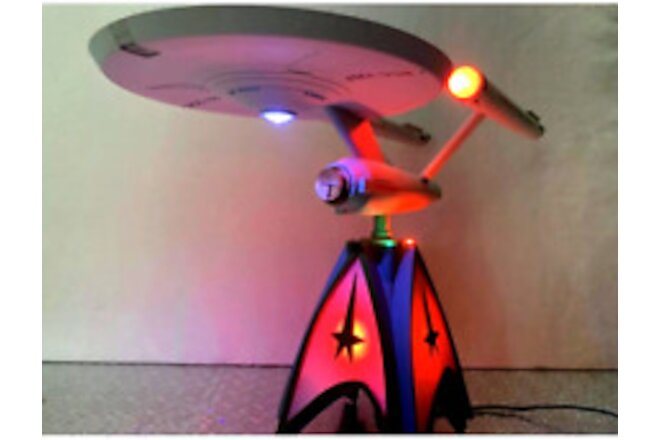 STAR TREK USS Enterprise Musical Topper w/ Sound & Light Show 2020 Art Crafted