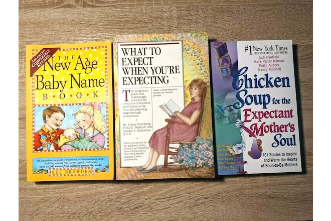 Lot of 3 Expecting Mothers Pregnancy Baby Names Book What to Expect Chicken Soup