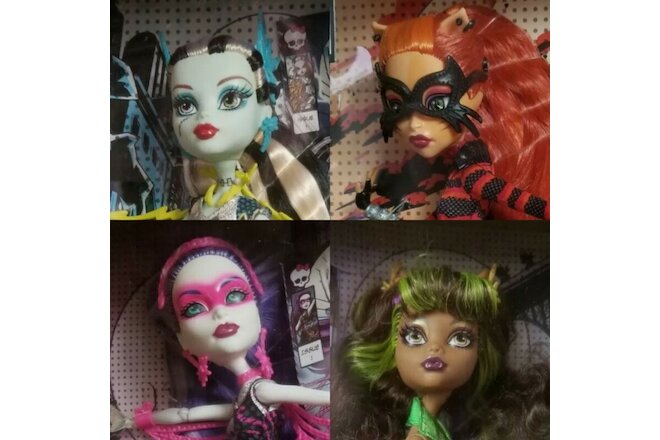 Monster High Power Ghouls Set NIB Perfect for Skullector 's READ FULLDESCRIPTION