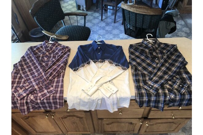 Wrangler Men's Medium Long Sleeve Pearl Snap Western Shirts (3 Shirts) Nice !!!