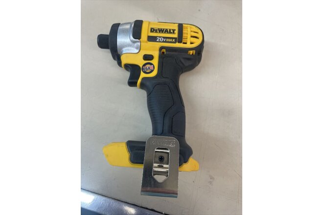 DeWalt DCF885B 1/4in. 20V MAX Impact Driver (Tool Only) Tested Great Shape