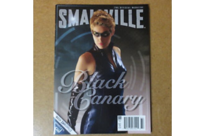 SMALLVILLE Magazine Black Canary Alaina Huffman JOHN GLOVER Tom Welling