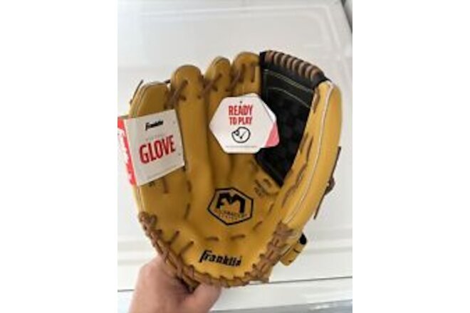 Franklin Sports Softball Glove - FIELDMASTER 22600L - 14” Brand New With Tags