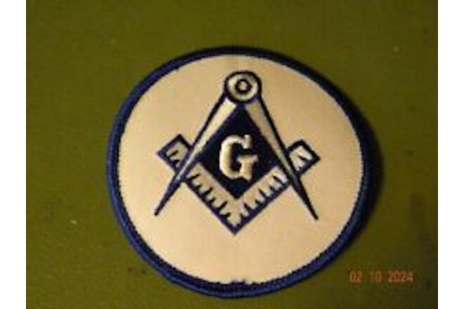 Square & Compass Round Embroidered Masonic Patch   3"