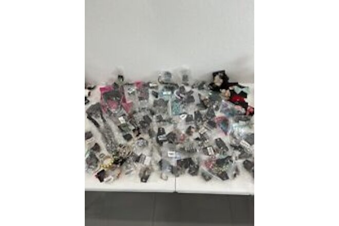 🔥PAPARAZZI🔥 Lot of 320 Jewelry Pieces - SPECIAL 💖 WHOLESALE 🔥 DEAL