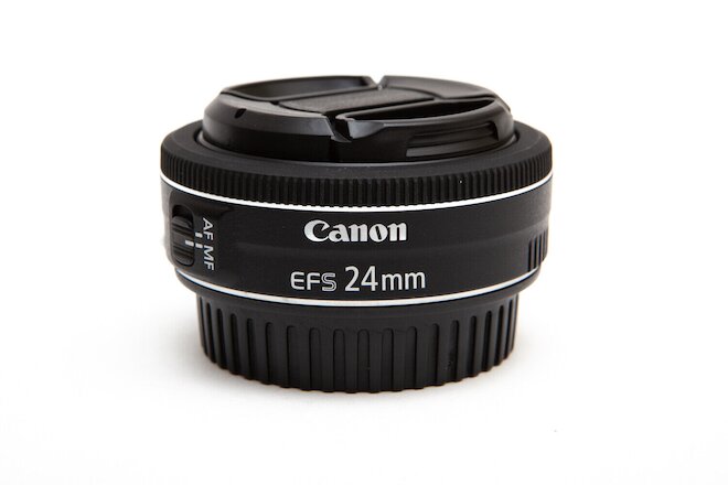 Canon EF-S 24mm 24 f/2.8 f2.8 STM - Sharp and Fast!