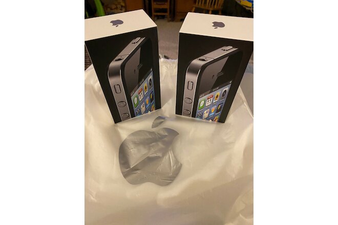 TWO BOXES ONLY Apple iPhone 4s Black W/Apple drawstring bag