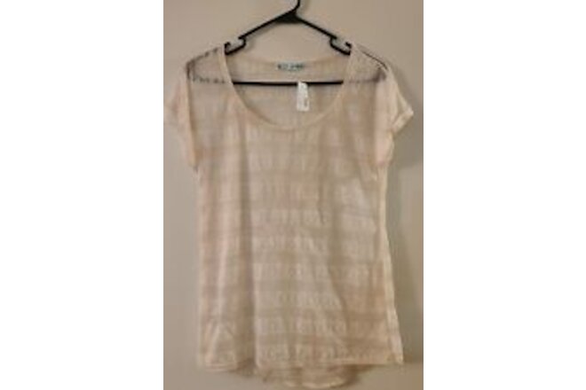 Maurices Sheer Lace Short Sleeve Cream Colored Top Womens Size Small