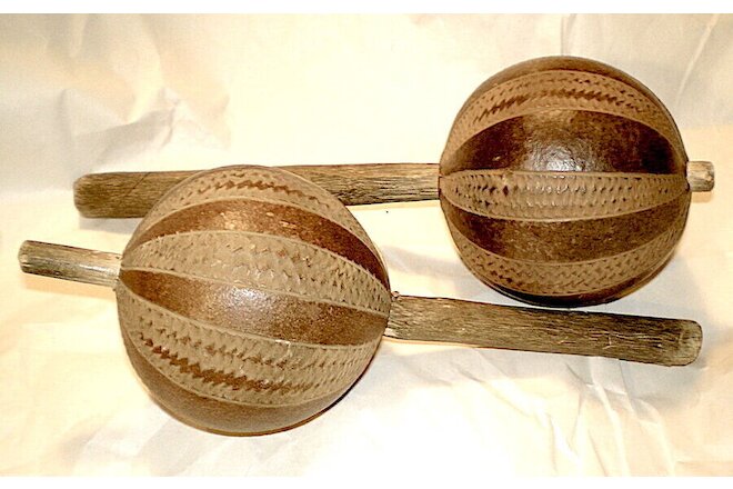 PUERTO RICO Vintage MARACAS Carved Goards 1940's (My Aunt Brought Them Back!!!)