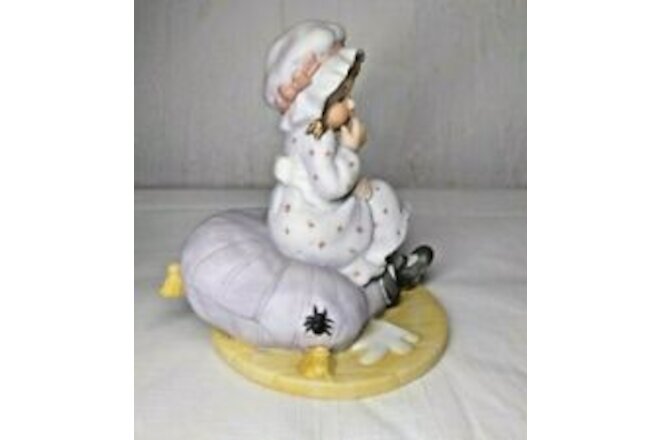 Little Miss Muffet Figurine "The Good Co." Adorable Collectible! NIB Never Displ