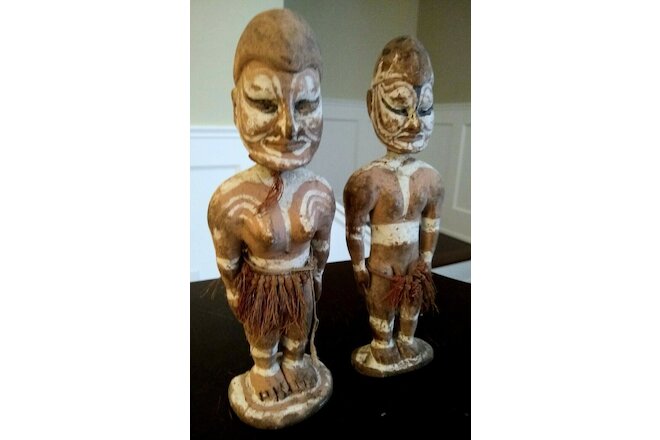 Pair of Old PNG Sepik Figures - PAPUA NEW GUINEA - Mid 20th Century