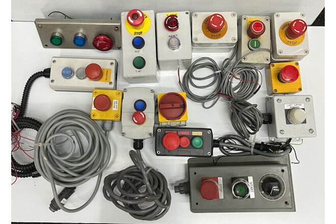 MISCELLANEOUS PUSH BUTTON SWITCHES CONTROL STATION BOXES - 1 LOT OF QTY 14