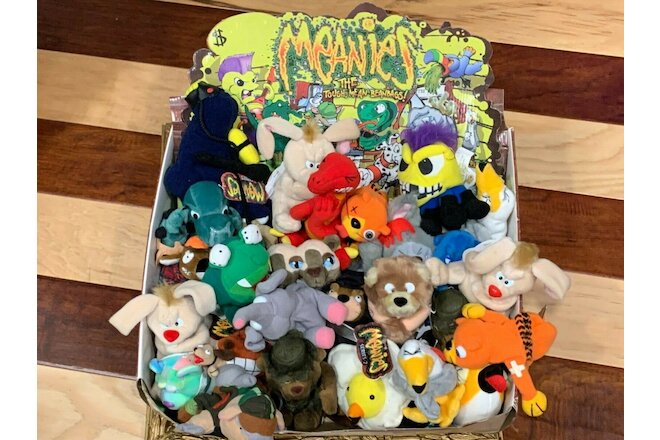 MEANIES LARGE HUGE LOT 28 PLUSH STUFFED ANIMALS TIED THE BEAR DISPLAY BOX NEW
